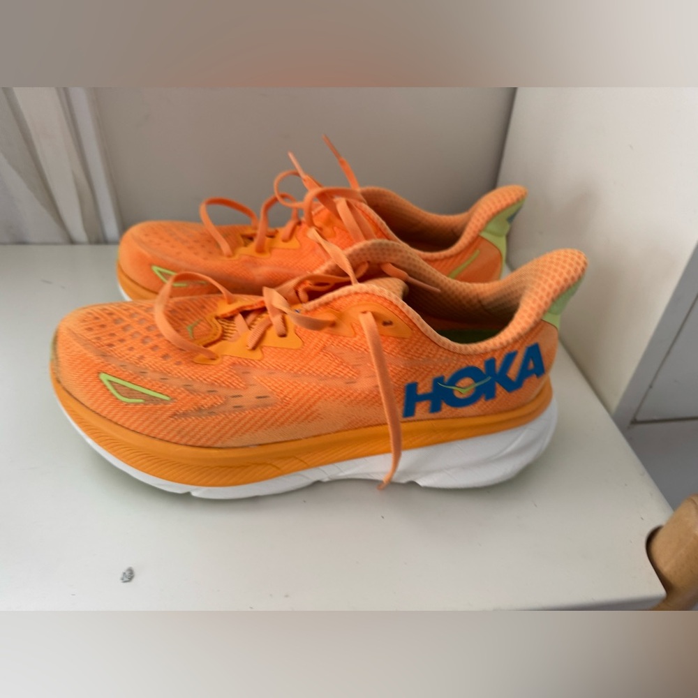 Hoka One One Men's Clifton 9 Running Athletic Sneakers SLRL Orange
